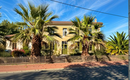Villa in Braud-et-Saint-Louis, Nouvelle-Aquitaine, France 1
