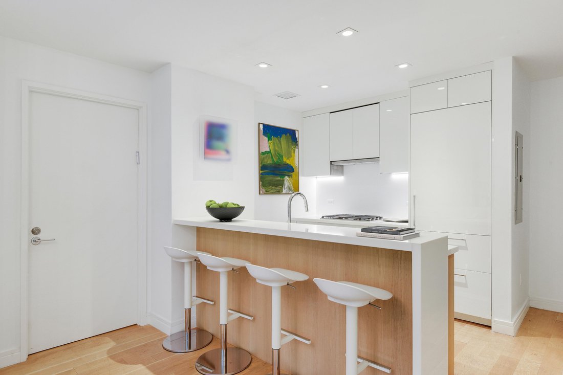 Condo in New York, New York, United States 4 - 18678424