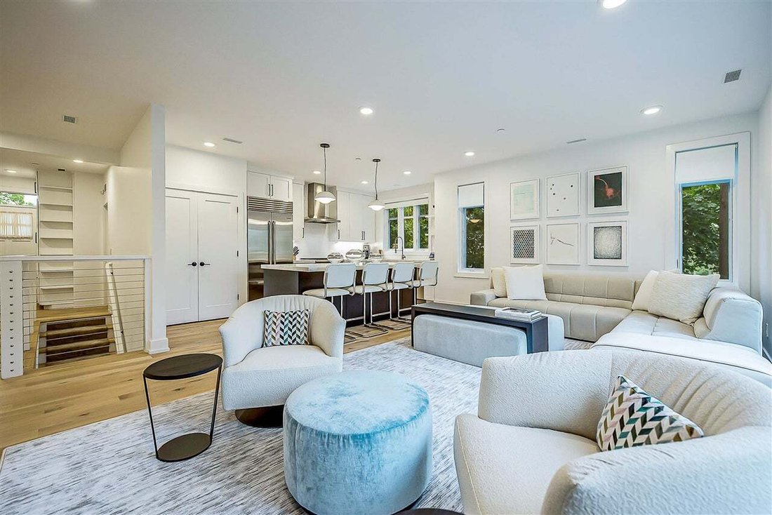 Condo in Ann Arbor, Michigan, United States 5 - 18676782
