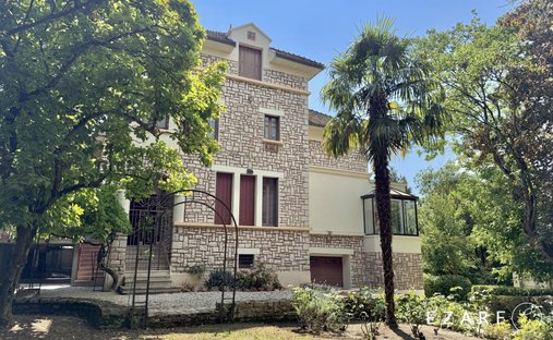 House in Centre Ville, Chagny, France 1