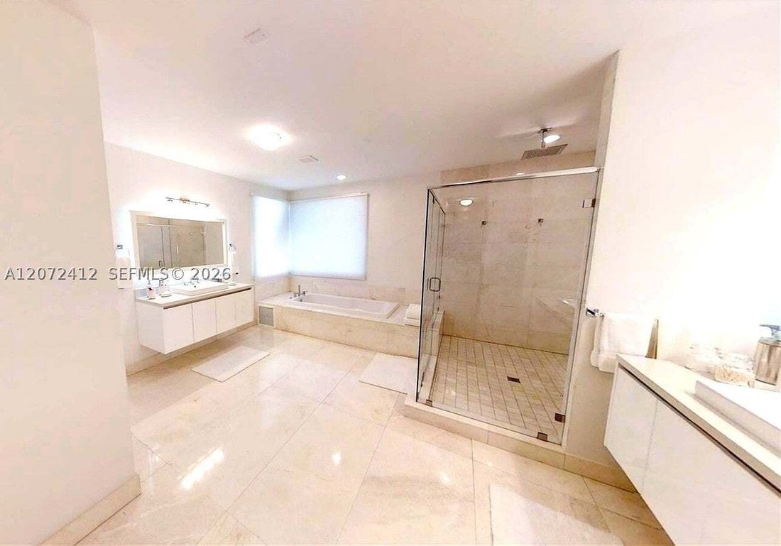 House in Doral, Florida, United States 5 - 18676806