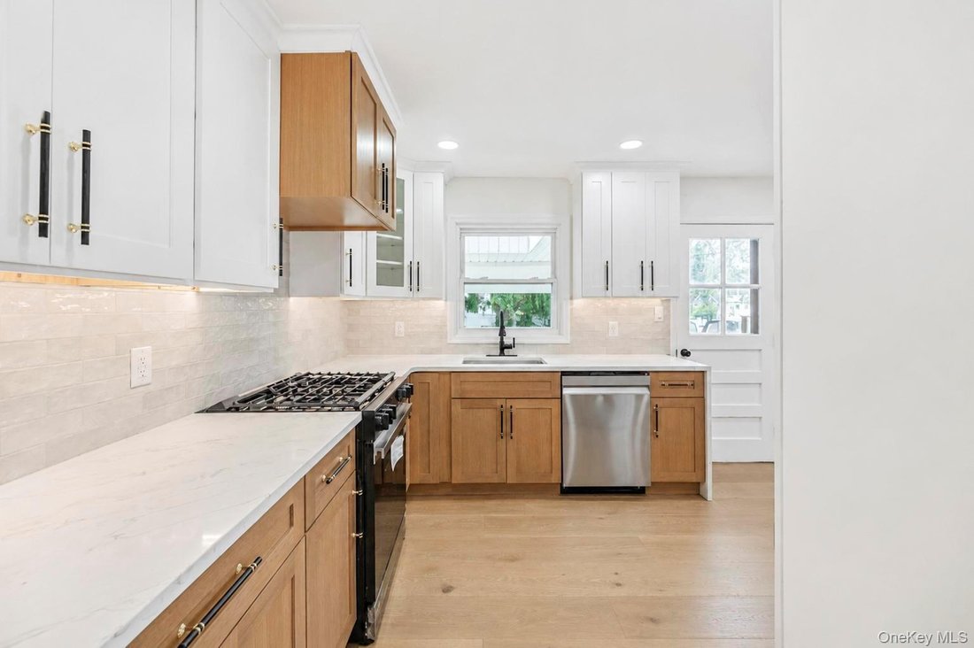 House in Hicksville, New York, United States 4 - 18677707