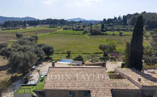 Country House in Le Castellet, Provence-Alpes-Côte d'Azur, France 1
