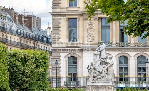 Apartment in Saint Germain l'Auxerrois, Paris 1er Arrondissement, Paris 1