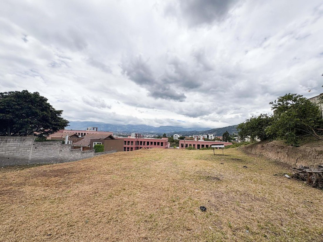 Land in Quito, Pichincha, Ecuador 5 - 18677807