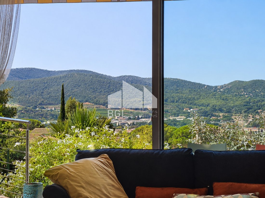 House in Le Lavandou, Provence-Alpes-Côte d'Azur, France 2 - 18676380