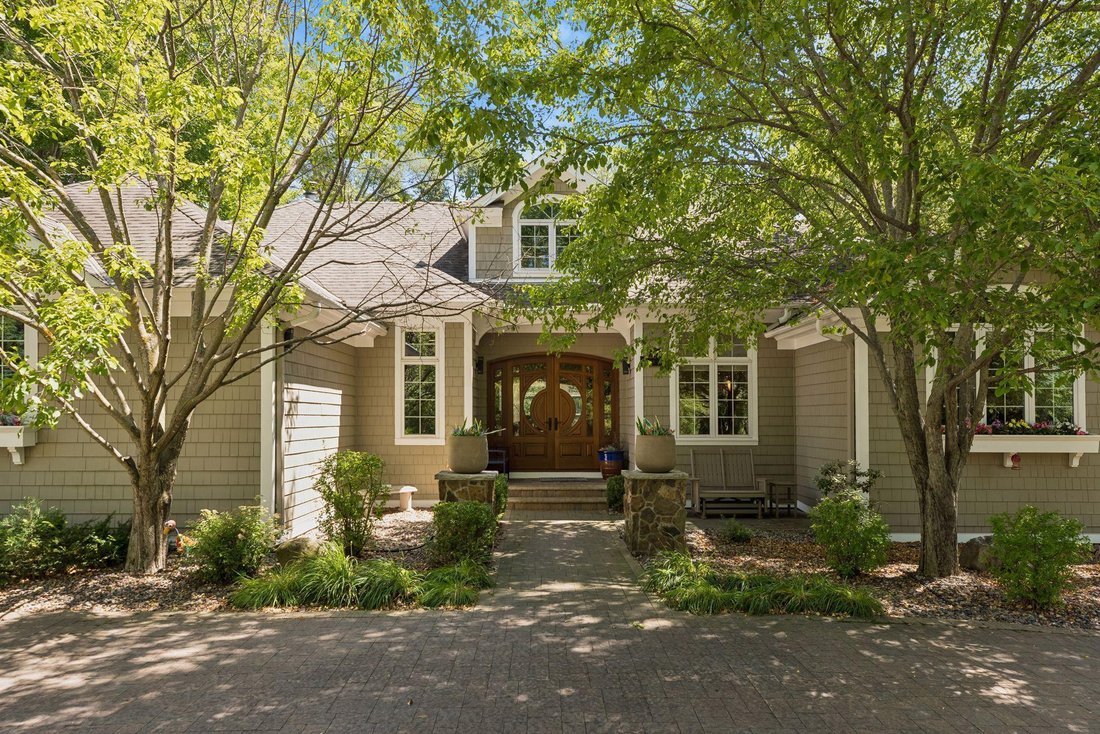 House in Minnetonka, Minnesota, United States 1 - 18677834