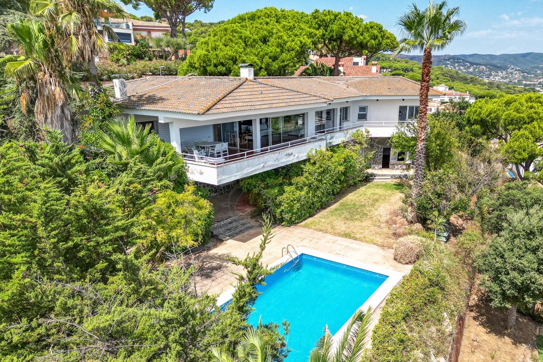Villa in Calonge i Sant Antoni, Catalonia, Spain 1 - 18677904