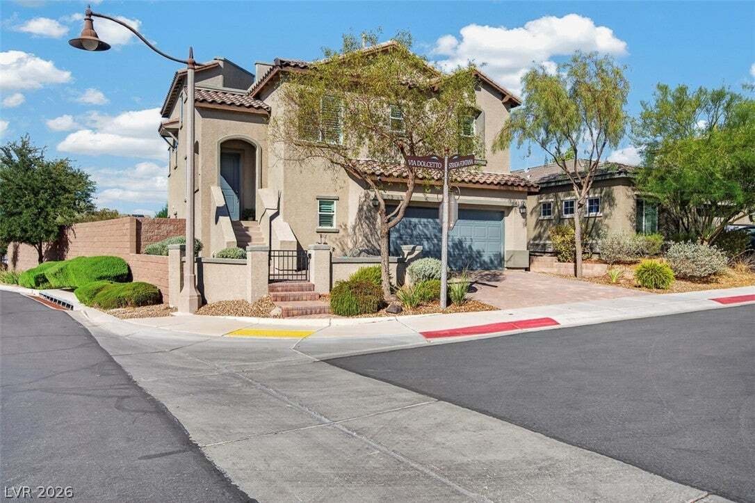 House in Henderson, Nevada, United States 1 - 18676928