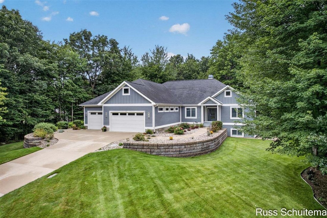 House in Norton Shores, Michigan, United States 2 - 18676765