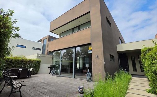 Townhouse in Signal Hill, California, United States 1