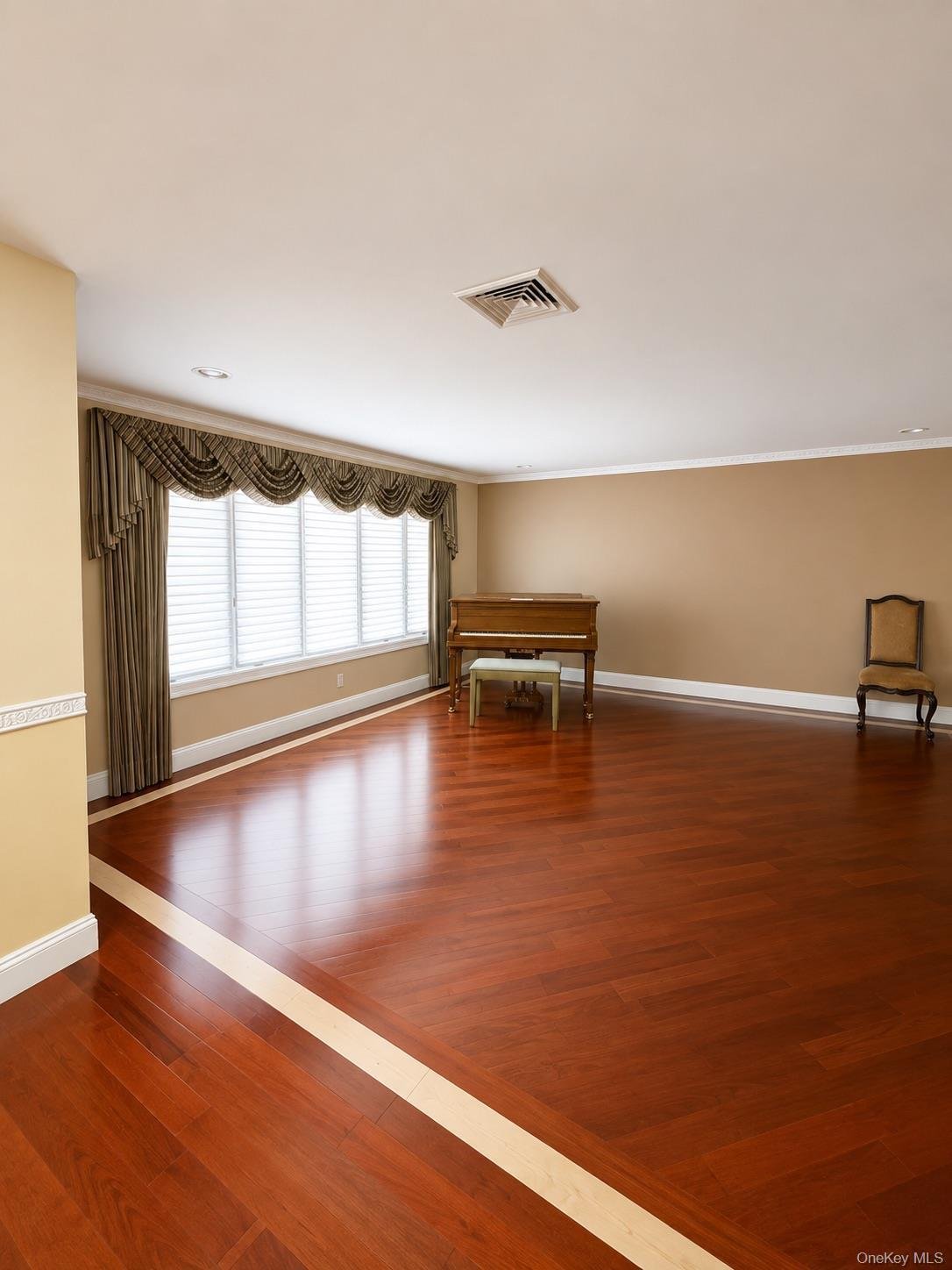 House in Woodmere, New York, United States 5 - 18676573