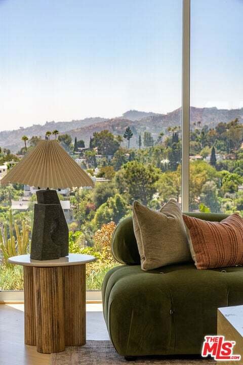 House in Los Angeles, California, United States 4 - 18676028