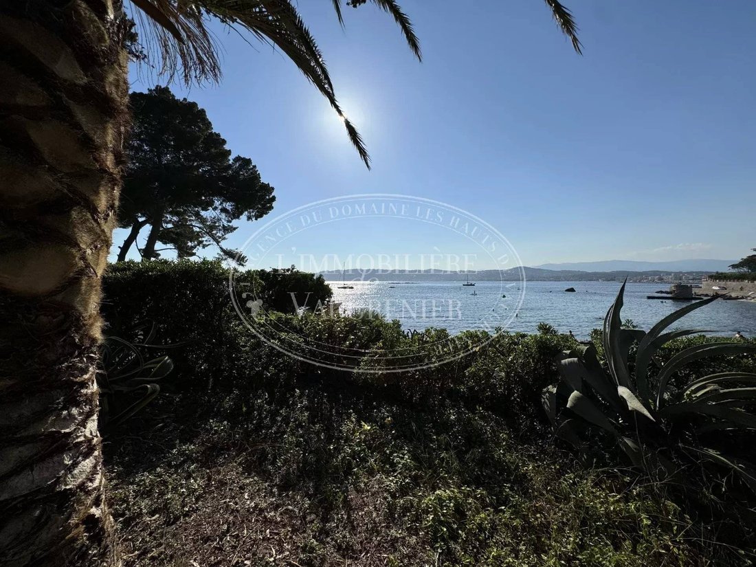 Villa in Les Bastides, Antibes, France 2 - 16012481