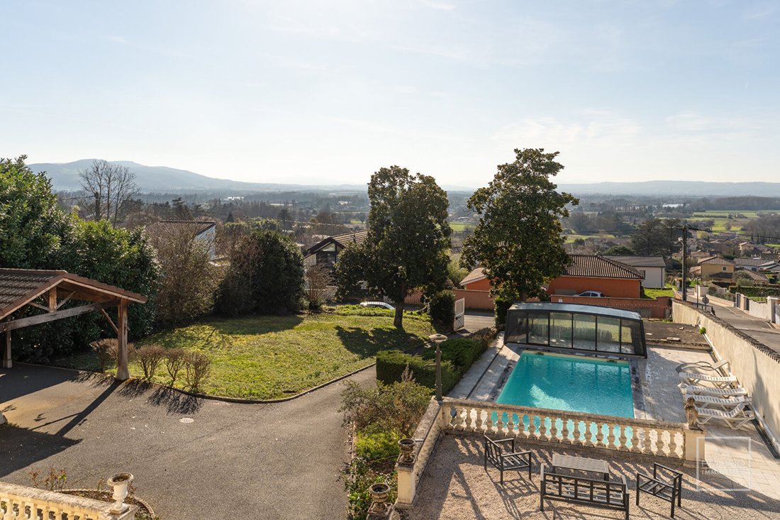 House in Centre Bourg, Neuville-sur-Saone, France 1 - 18676390