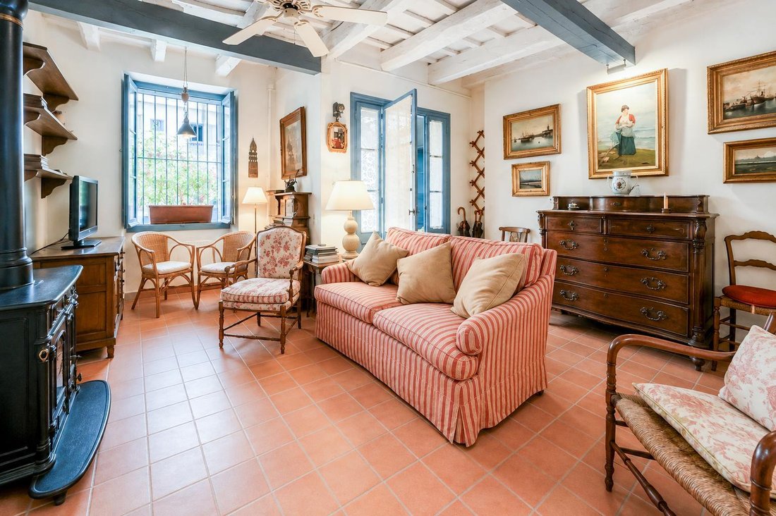 Villa in Sitges, Catalonia, Spain 1 - 18674695