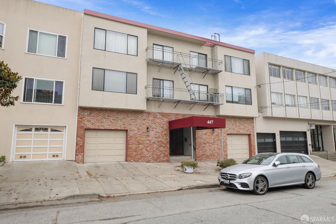 San Francisco, California, United States 1 - 18676415