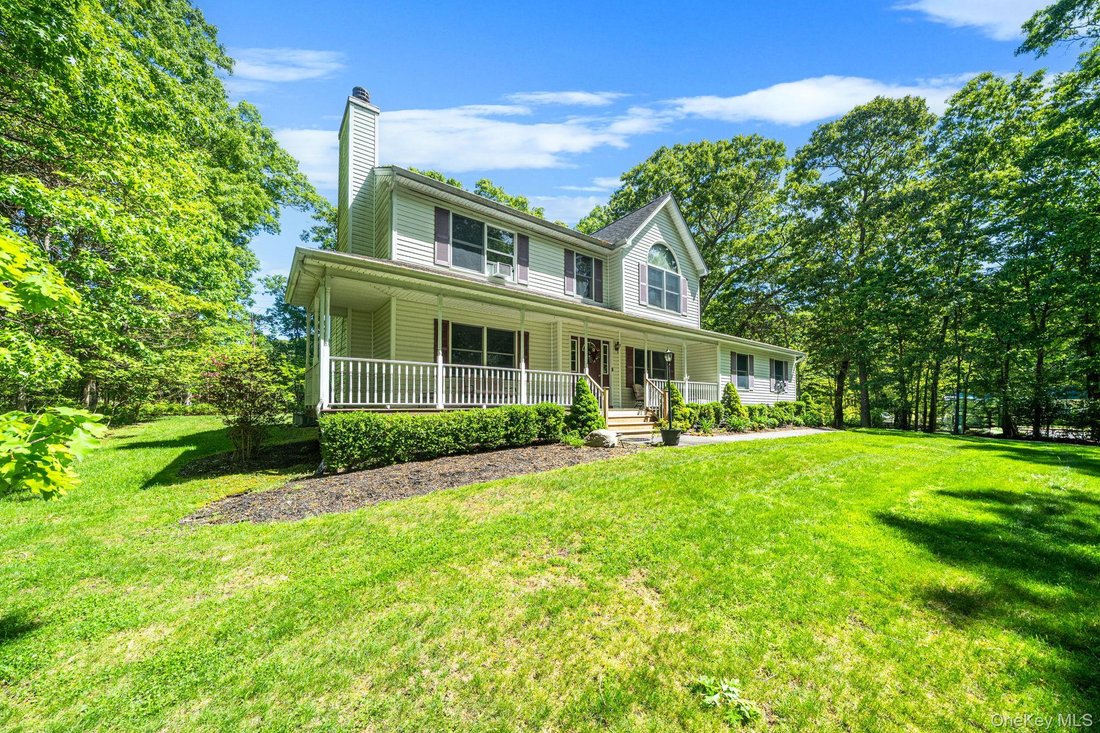 House in Wading River, New York, United States 3 - 18677419