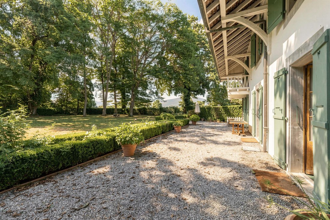 House in Presinge, Genève, Switzerland 1 - 18674642