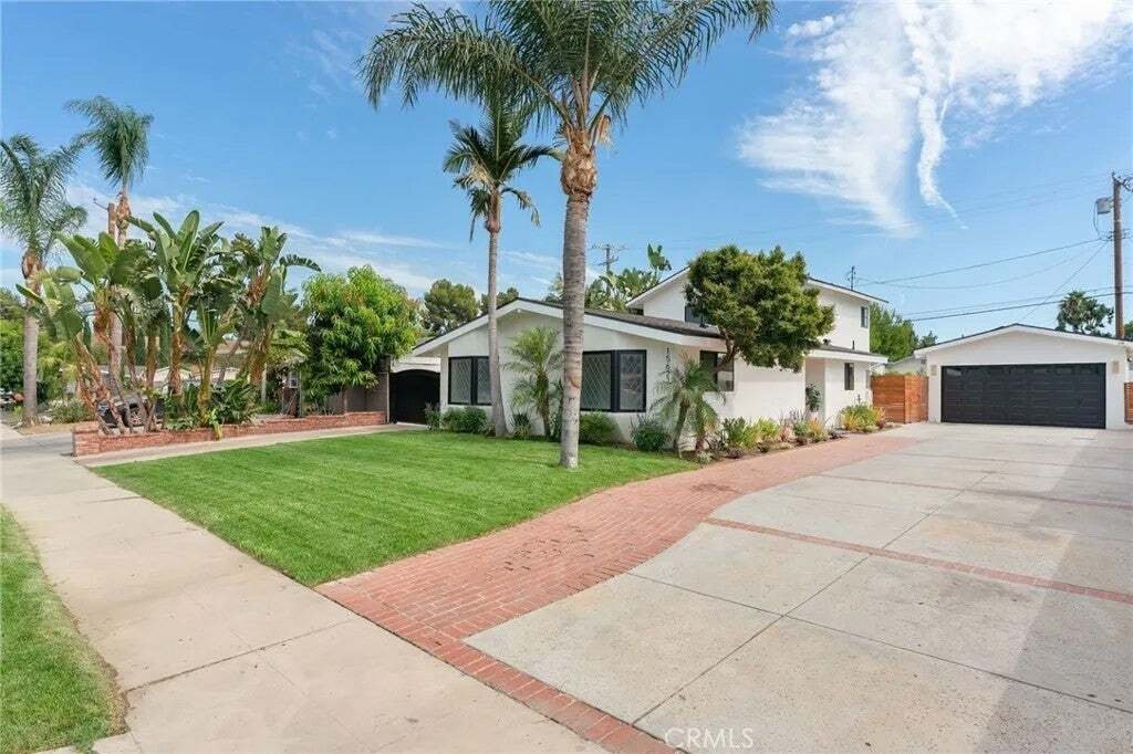 House in Los Angeles, California, United States 1 - 18677038