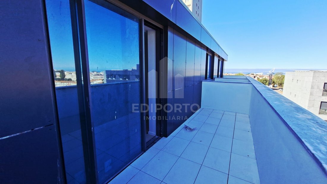 Apartment in Matosinhos e Leca da Palmeira, Porto District, Portugal 1 - 18675742
