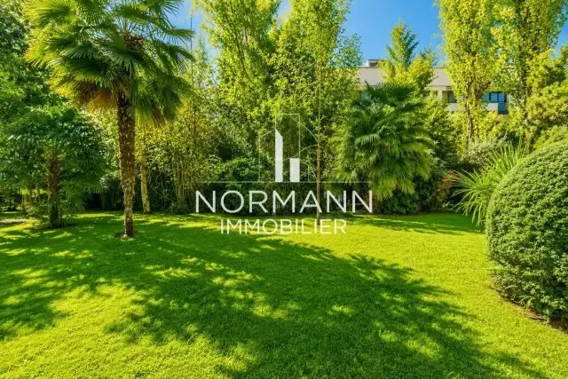 Apartment in La Plaine des Sablons, Neuilly-sur-Seine, France 2 - 18439625