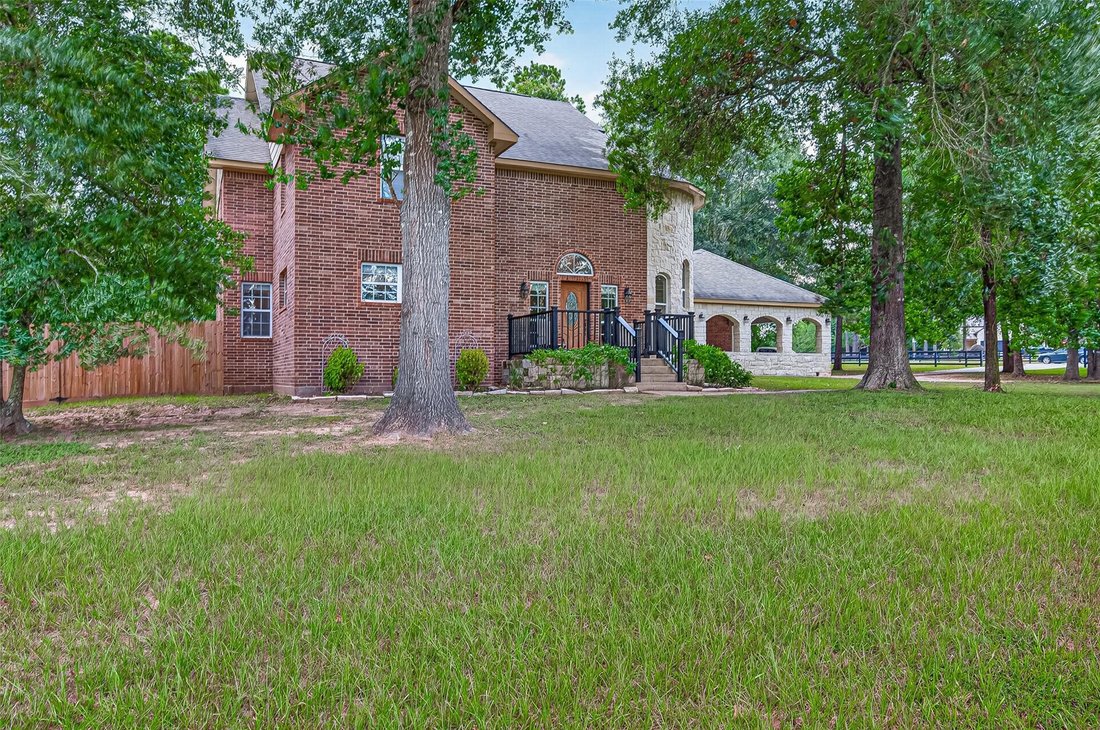 House in Conroe, Texas, United States 3 - 18677282