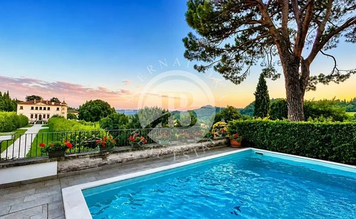 Villa in Center, Vicenza, Veneto 1