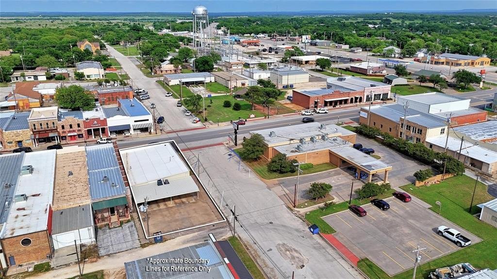 House in Nocona, Texas, United States 2 - 18677181