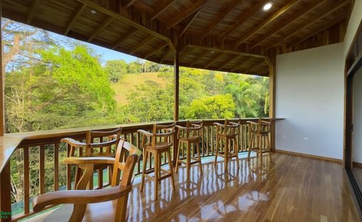House in Cinco Esquinas, San José Province, Costa Rica 1