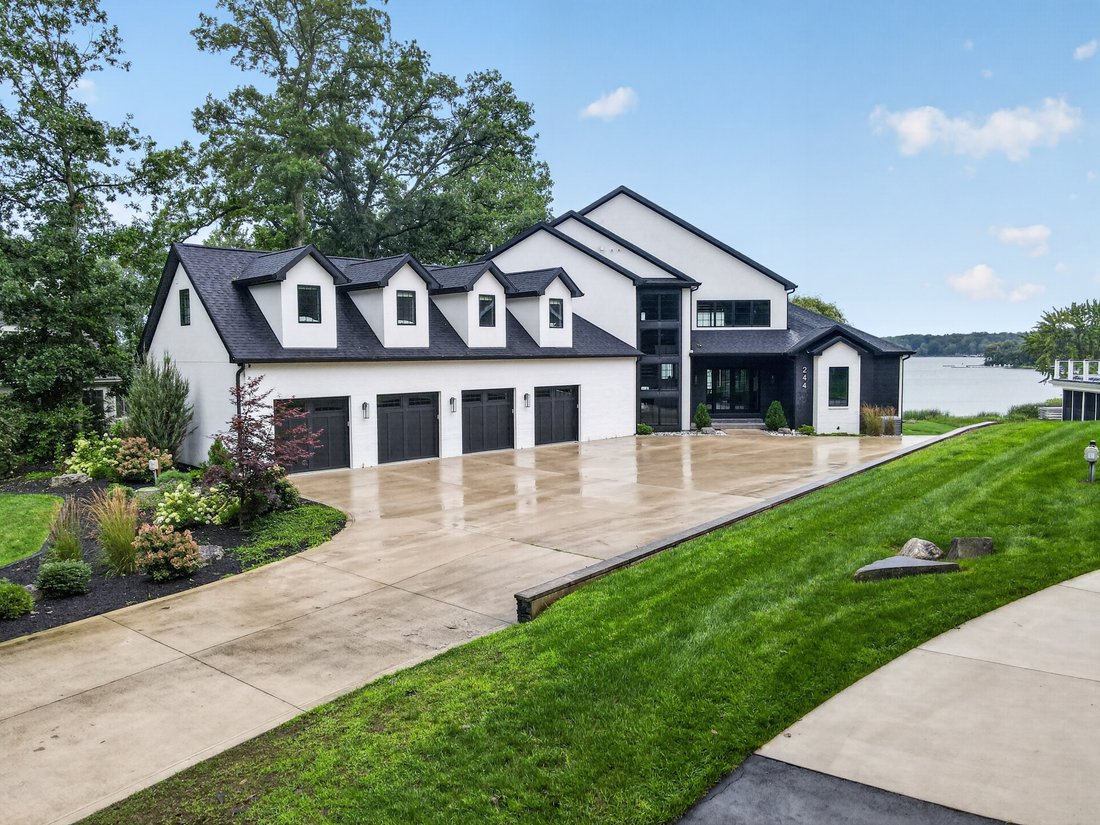 House in Leesburg, Indiana, United States 2 - 18674387