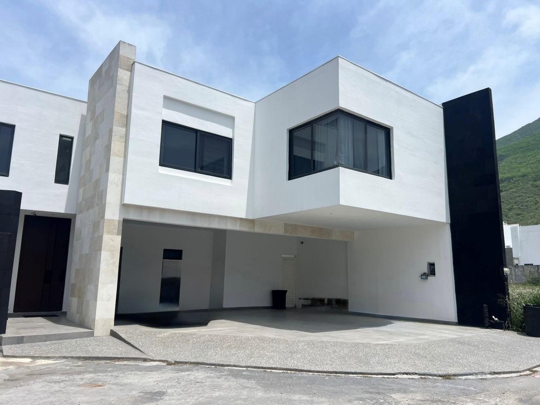 House in Monterrey, Nuevo Leon, Mexico 1 - 18675132