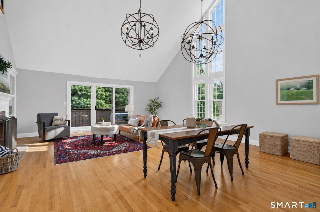 Condo in Glastonbury, Connecticut, United States 3 - 18677398