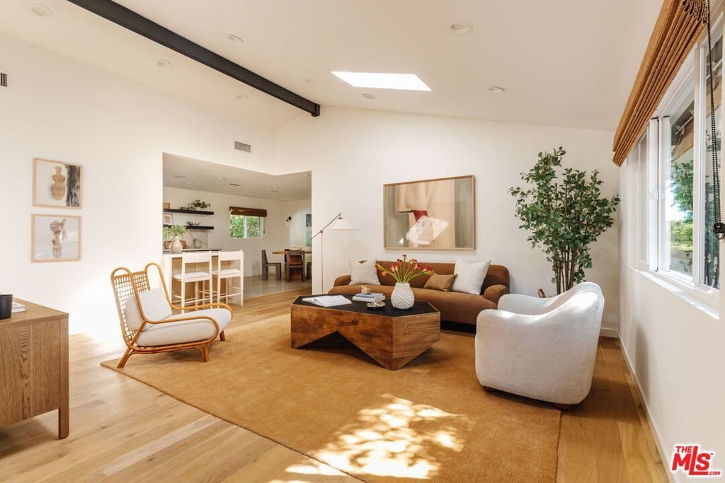 House in Los Angeles, California, United States 1 - 18676008