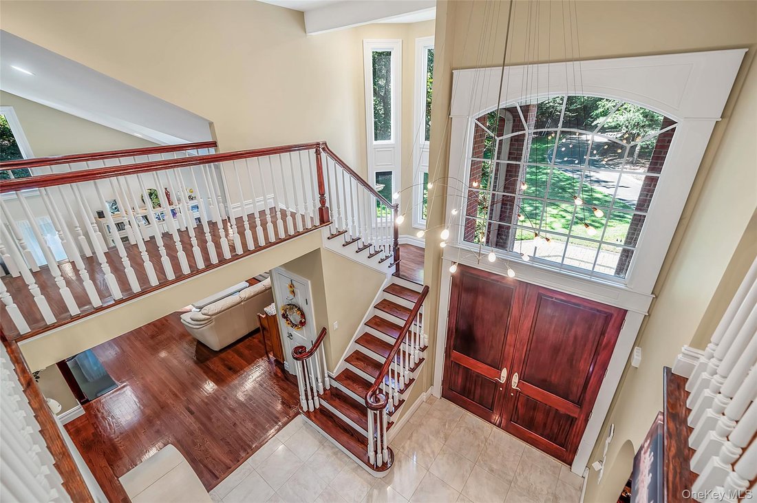 House in Smithtown, New York, United States 4 - 18677513