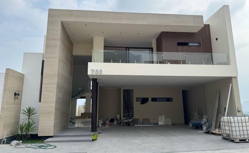 House in Santiago, Nuevo Leon, Mexico 1