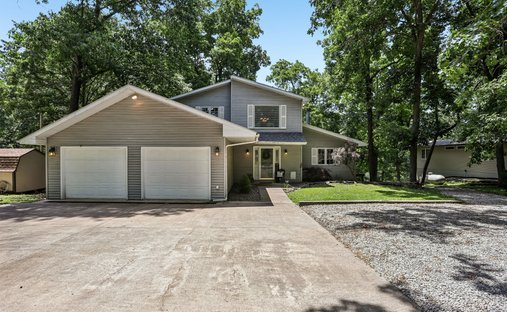 House in Litchfield, Illinois, United States 1