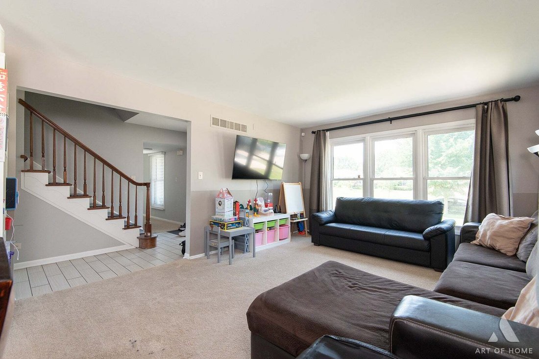 House in Schaumburg, Illinois, United States 2 - 18676315