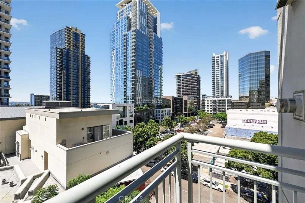 Condo in San Diego, California, United States 1 - 18676942