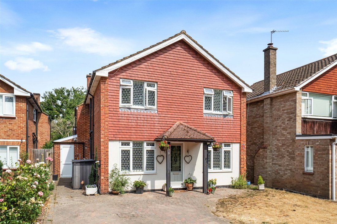 House in Sunbury, England 1 - 18678581