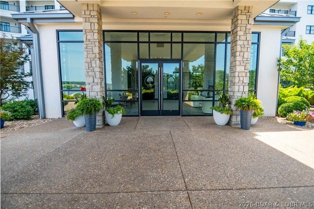 Condo in Sunrise Beach, Missouri, United States 3 - 18675748