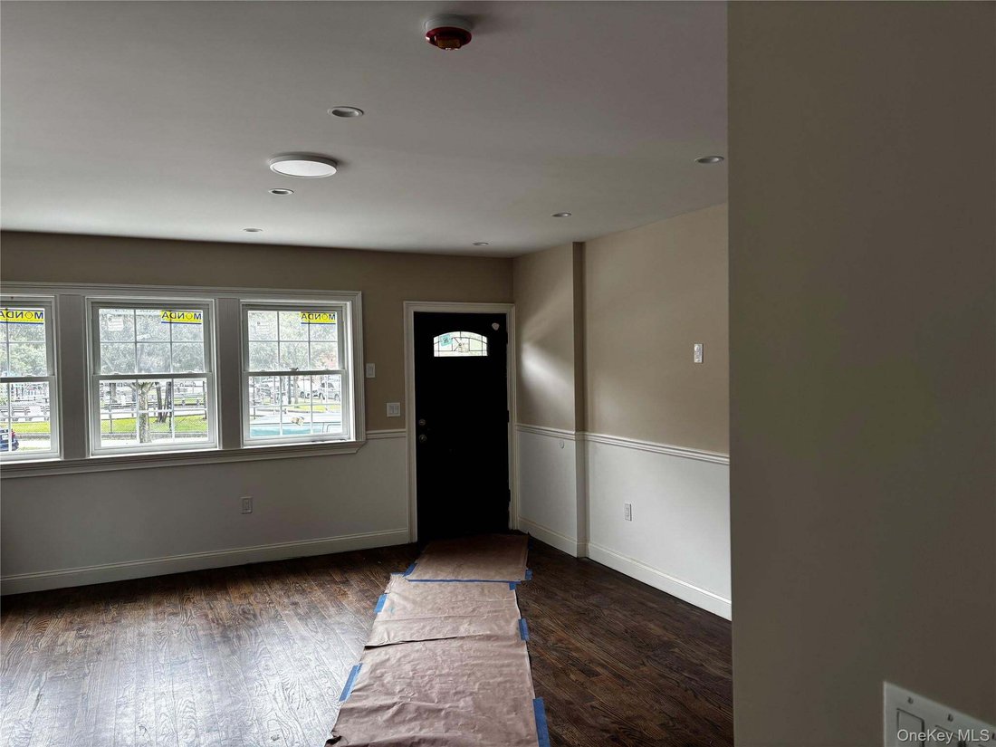 House in New York, New York, United States 4 - 18678609