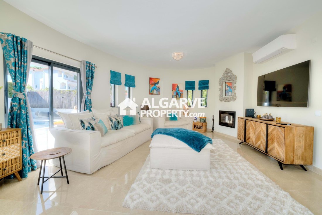 Villa in Vilamoura, Quarteira, Algarve 2 - 18677977