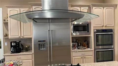 House in Las Vegas, Nevada, United States 4 - 17769988