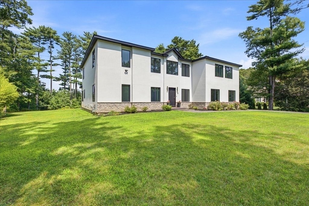 Casa a Carver, Massachusetts, Stati Uniti 1 - 18676066
