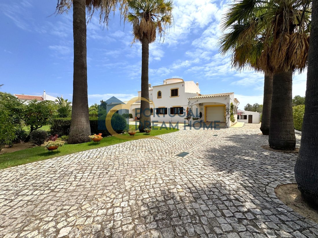 Villa in Ferreiras, Algarve, Portugal 5 - 18677981