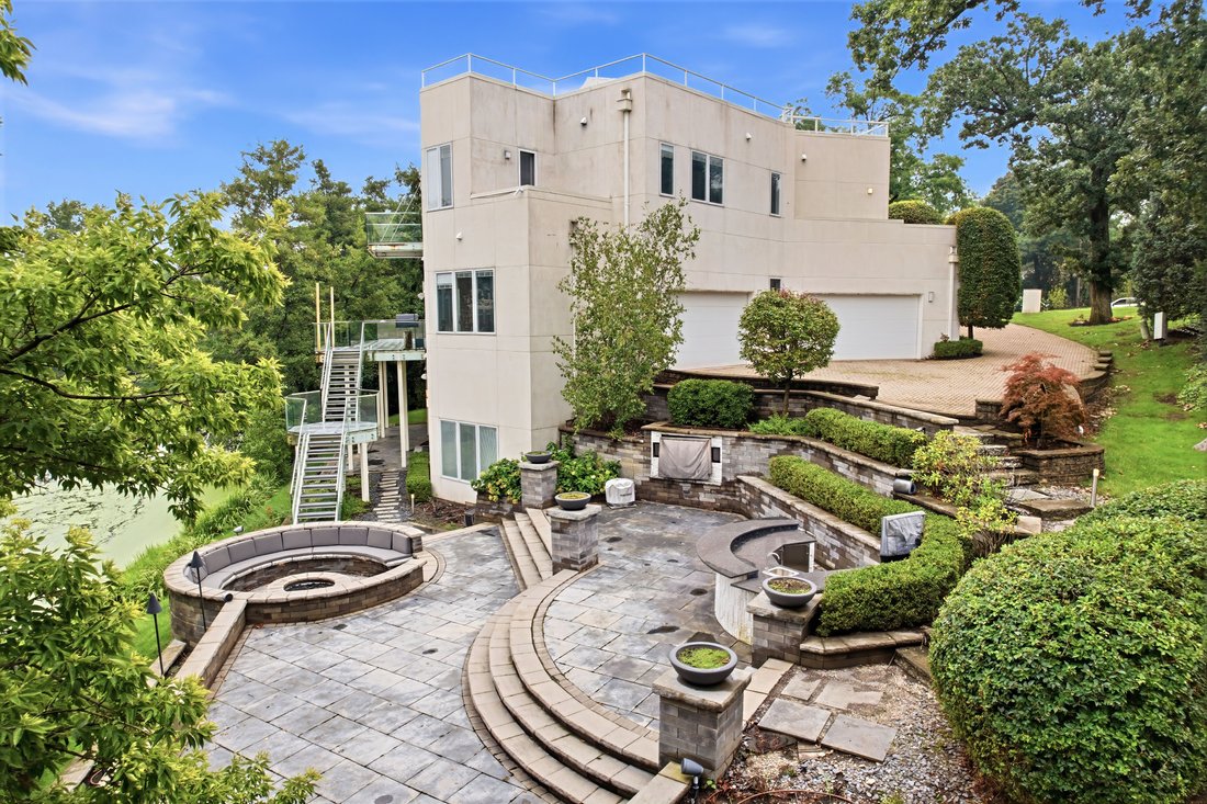 House in Oak Brook, Illinois, United States 3 - 18675470