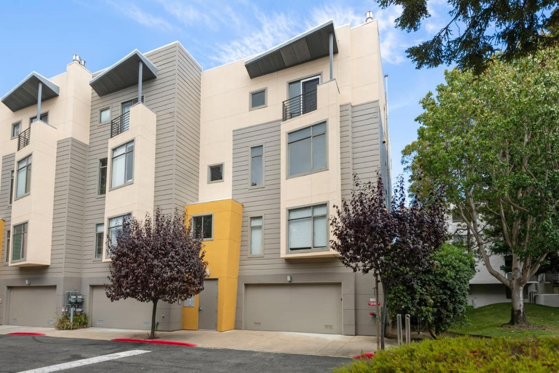 Condo in San Francisco, California, United States 1 - 18676850