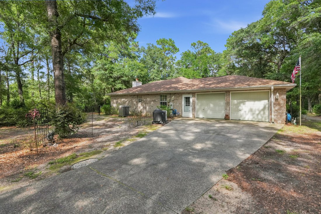 House in Milton, Florida, United States 3 - 18674685