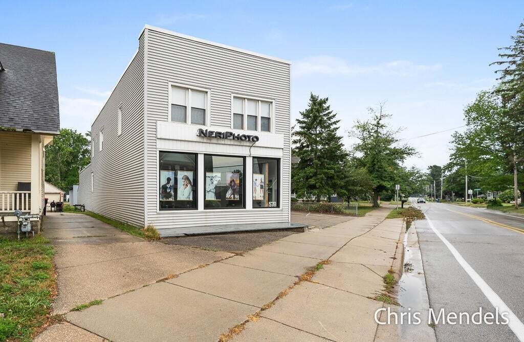 Holland, Michigan, United States 1 - 18676779